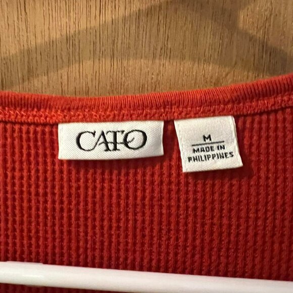 ❤️🔥❤️🔥🐻Size M - Cato - Rust Colored 3/4 Sleeve Pullover w/Floral Design - Picture 2 of 6